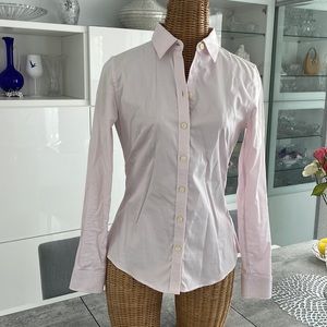 Classic shirt. Light pink. Size 4. Non iron.